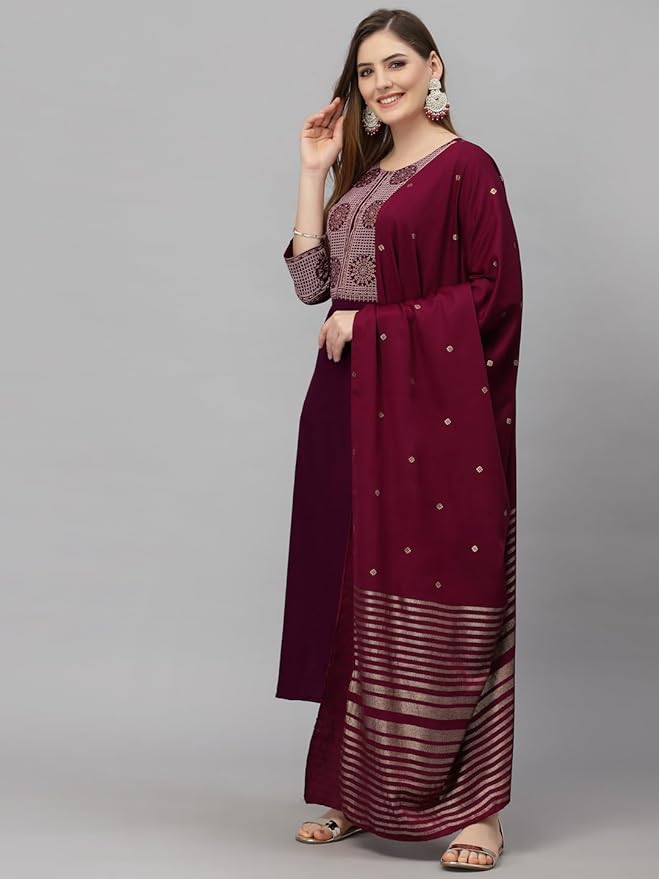 Women Viscose Embroidered Kurti Pant and Dupatta Set - Image 4